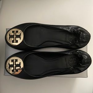 Tory Burch size 6 flats